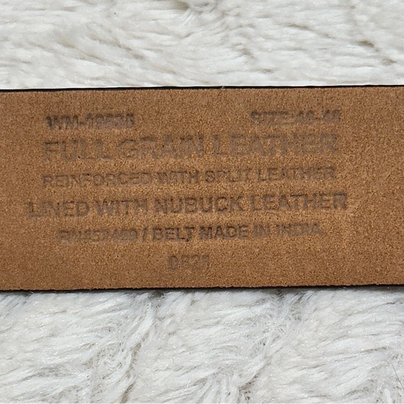 Full Grain and Nubuck Leather Belt Lined Carmel/ Brown Size 46- 48 LIKE NEW - Picture 2 of 5